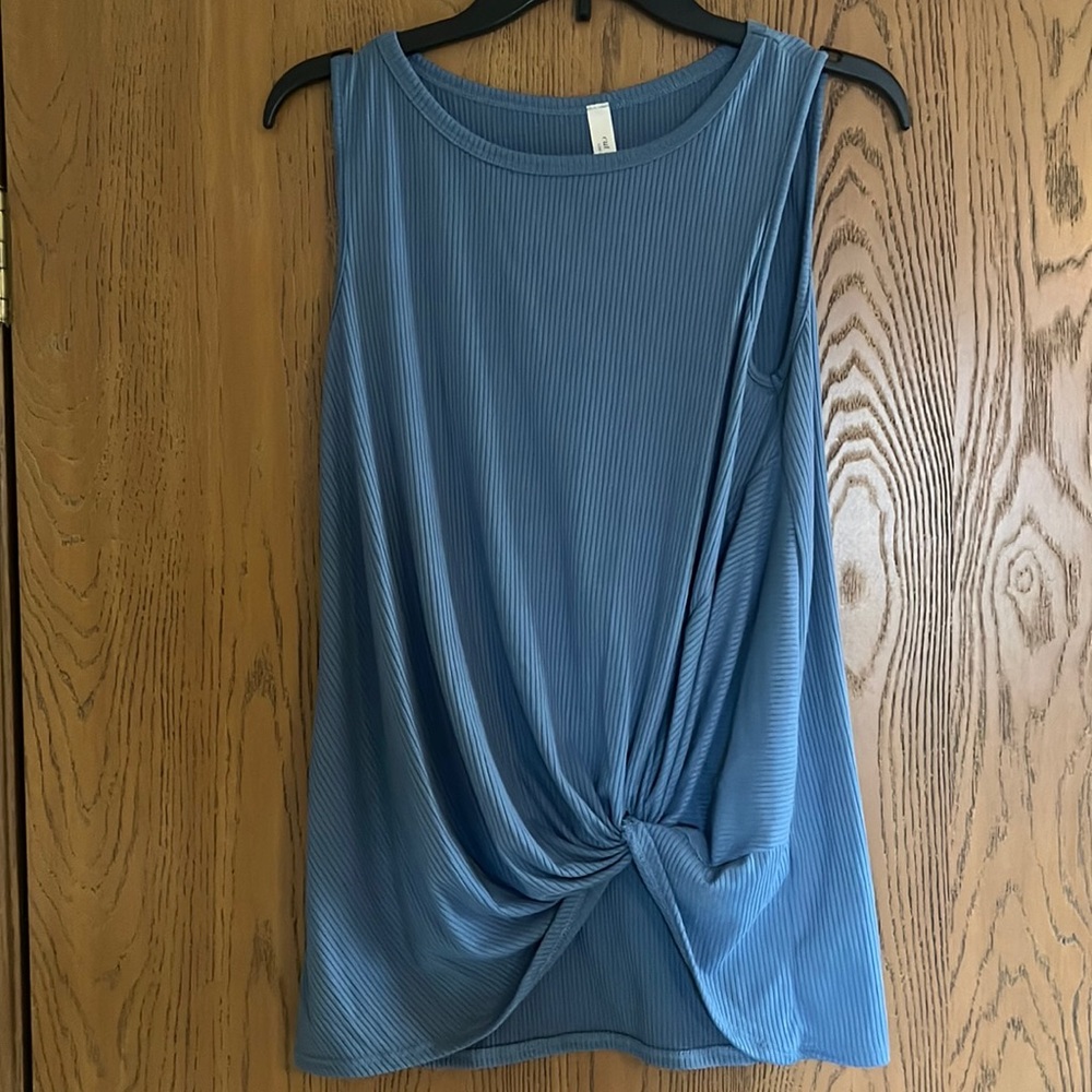 Women’s Tank.
